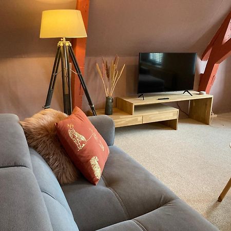 Elegant Appartement In Pakhuis Friesland Centrum Leeuwarden Ngoại thất bức ảnh