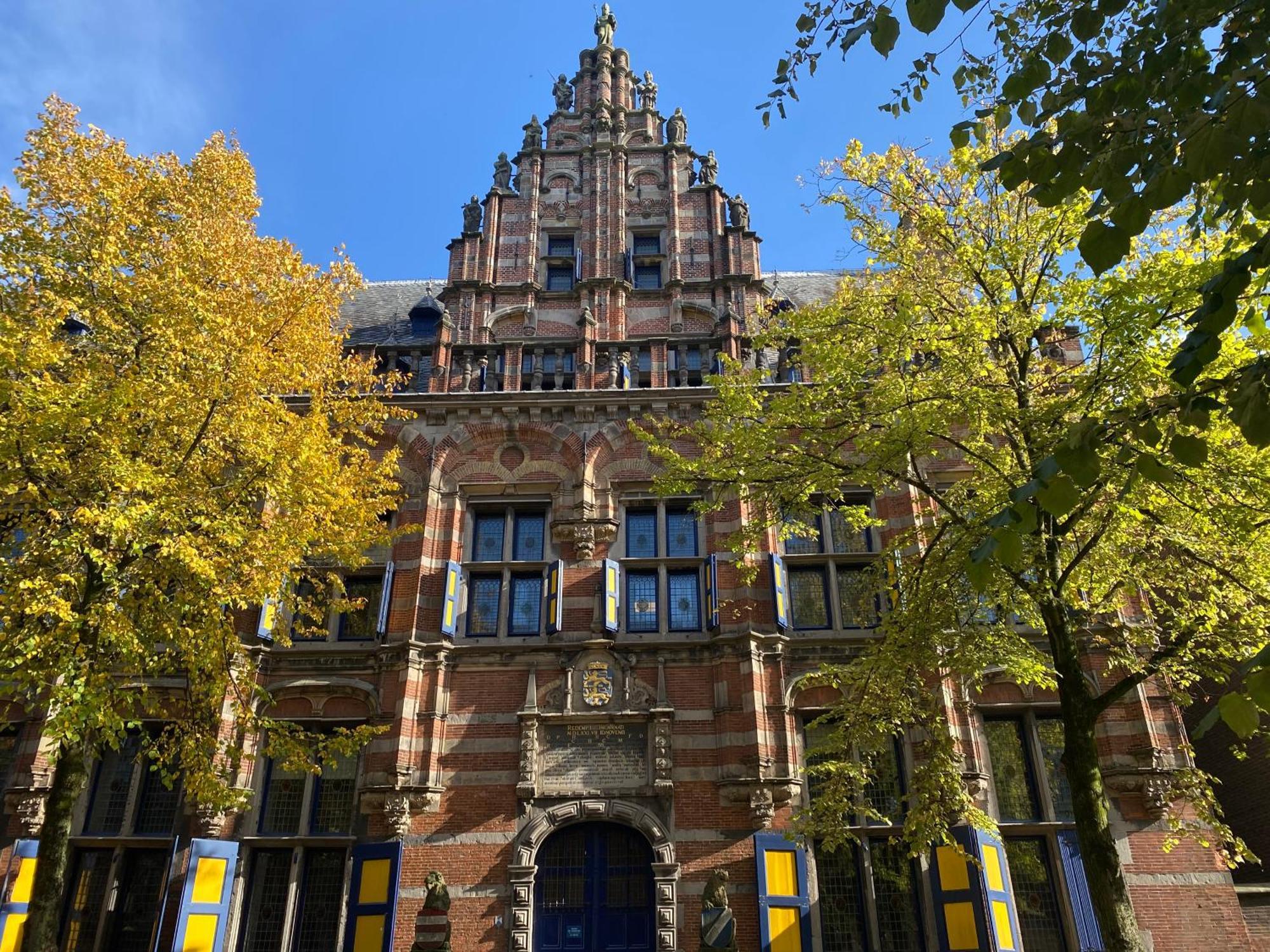 Elegant Appartement In Pakhuis Friesland Centrum Leeuwarden Ngoại thất bức ảnh